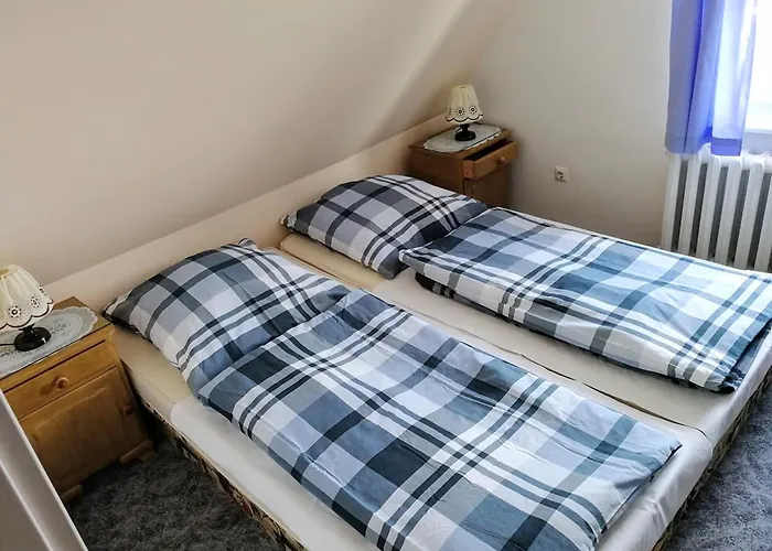 Häuschen im Grünen